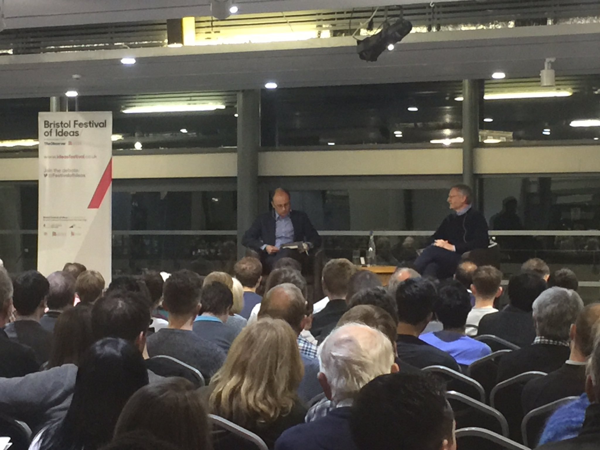 Chris Giles @ChrisGiles_ talking with @rodrikdani in #economicsfest tonight to a packed audience. Thanks @economics_net for support. https://t.co/MGP2Yry7QU